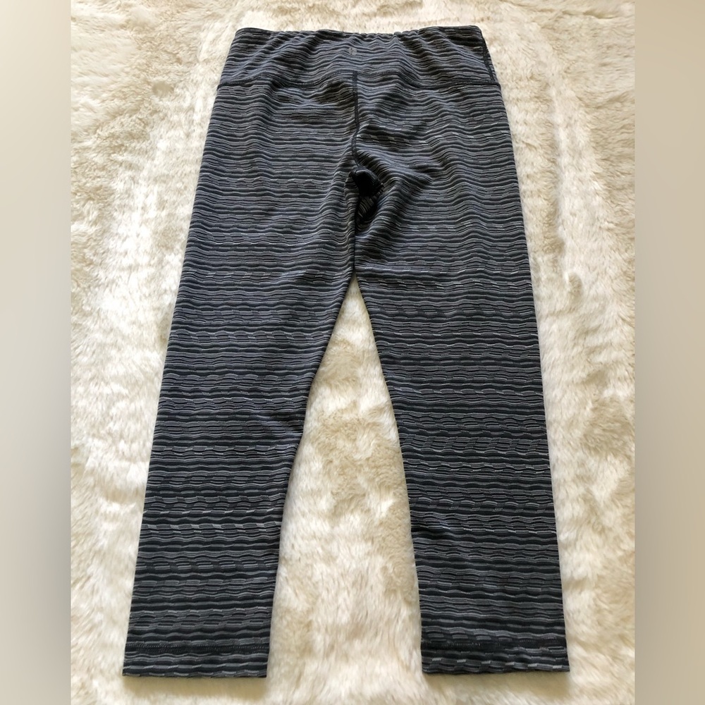Capris - Picture 3 of 7